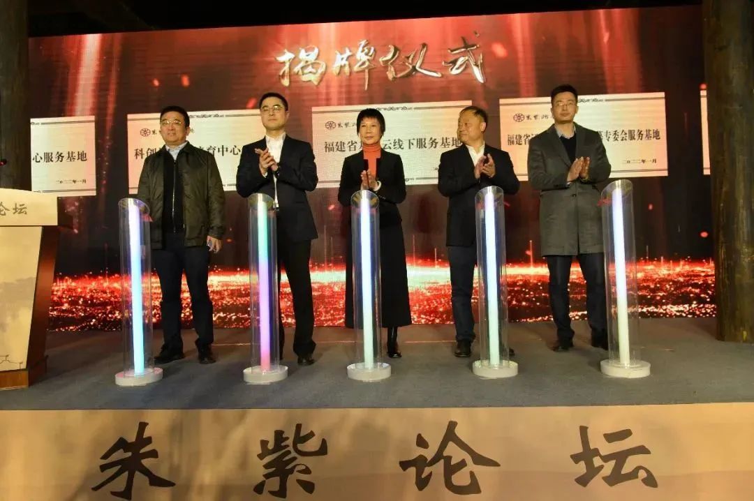 鼓樓持續(xù)創(chuàng)新人才工作機制 推動數(shù)字法務(wù)金融三大產(chǎn)業(yè)人才集聚
